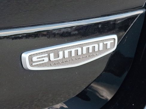 Used 2024 Jeep Grand Cherokee L Summit AWD/4WD image 30
