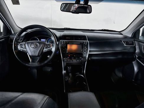 Used 2015 Toyota Camry XLE w/ Moonroof Package FWD image 12