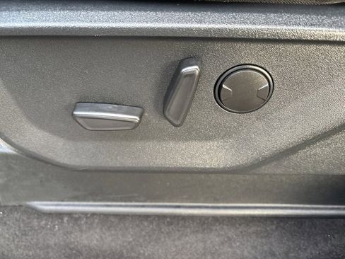 Used 2023 Ford F150 XLT w/ Equipment Group 302A High image 17