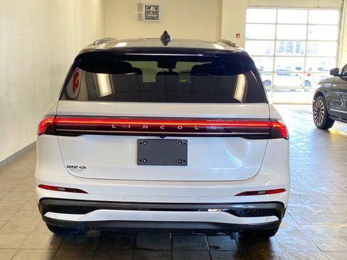 New 2026 Lincoln Nautilus Reserve AWD/4WD image 6