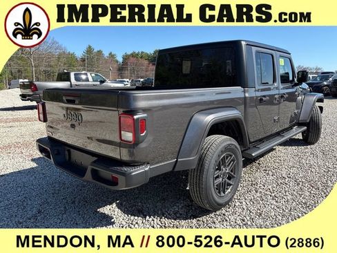 New 2026 Jeep Gladiator Sport AWD/4WD image 12
