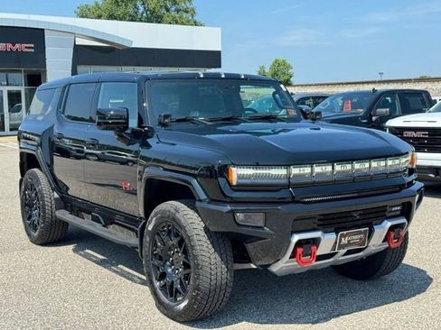 New 2025 GMC Hummer EV 2X w/ LPO, Illumination Package image 14