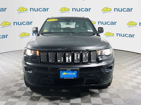 Used 2022 Jeep Grand Cherokee Laredo X image 2