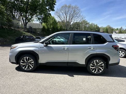 New 2026 Subaru Forester Touring AWD/4WD image 2