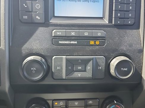 Used 2020 Ford F250 XL w/ Power Equipment Group image 25