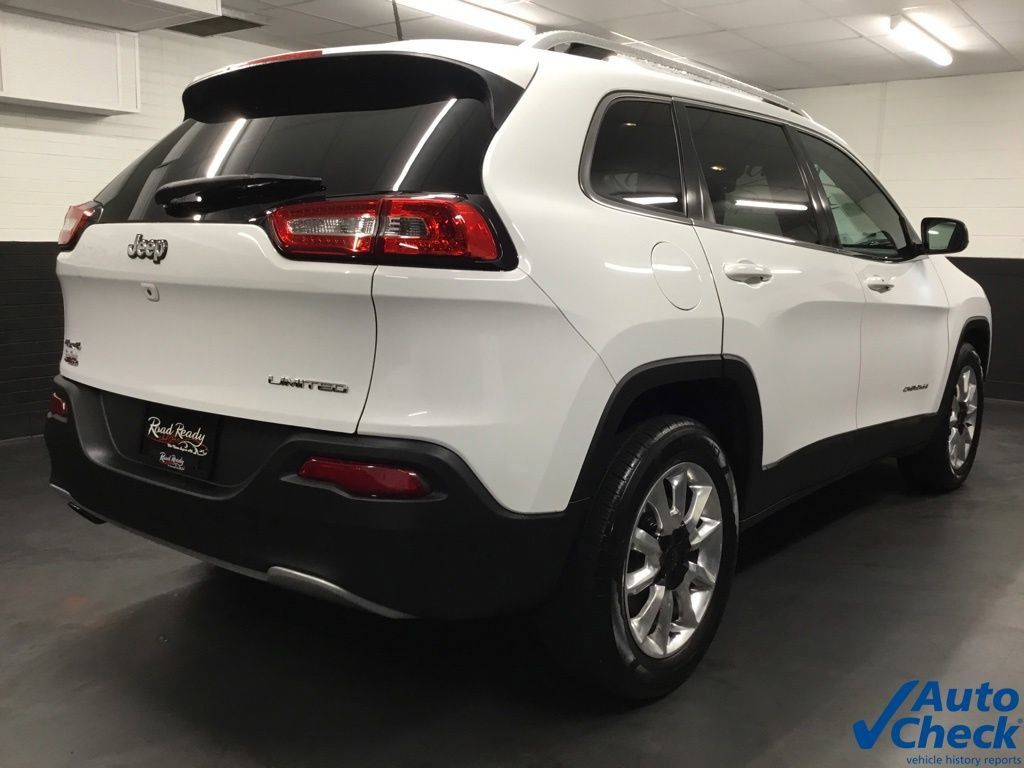 Used 2016 Jeep Cherokee Limited AWD/4WD image 10