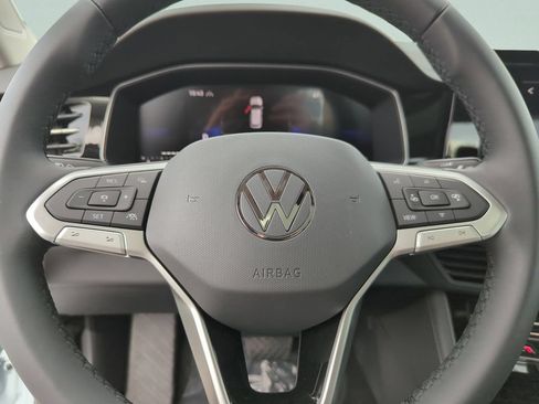New 2026 Volkswagen Jetta SE FWD image 39