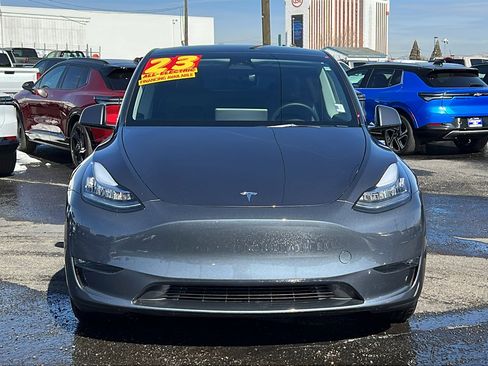 Used 2023 Tesla Model Y Long Range AWD/4WD image 2