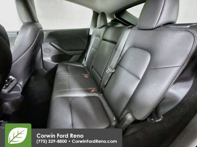 Used 2023 Tesla Model Y AWD image 24