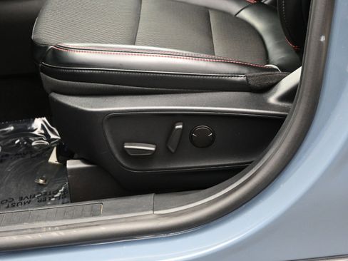 Used 2025 Ford Escape ST-Line image 11