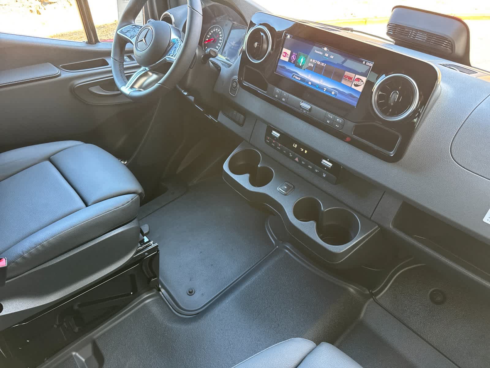 New 2026 Mercedes-Benz Sprinter 2500 image 15