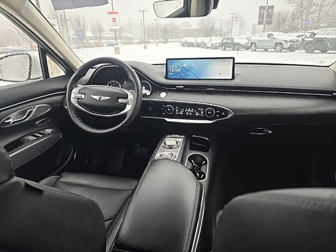 Used 2023 Genesis GV70 2.5T Advanced w/ Advanced Package image 16