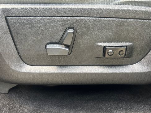 Used 2016 RAM 1500 Big Horn AWD/4WD image 16