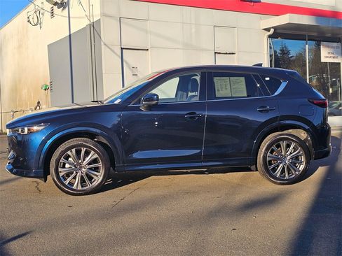 Used 2024 MAZDA CX-5 Signature image 4