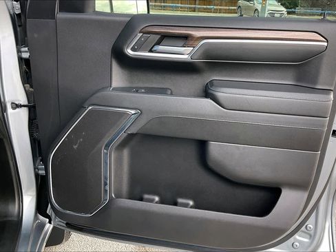 Certified 2024 Chevrolet Silverado 1500 RST image 23