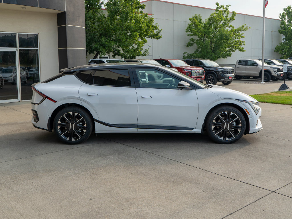 New 2026 Kia EV6 GT-Line AWD/4WD image 8