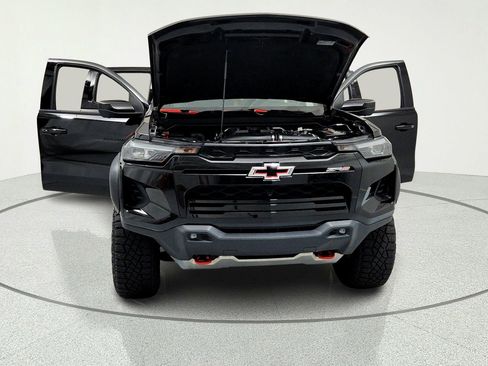 Certified 2024 Chevrolet Colorado ZR2 w/ ZR2 Convenience Package III AWD/4WD image 15