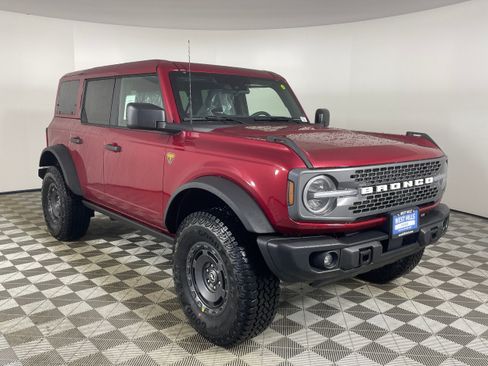 New 2025 Ford Bronco Badlands w/ Sasquatch Package AWD/4WD image 7