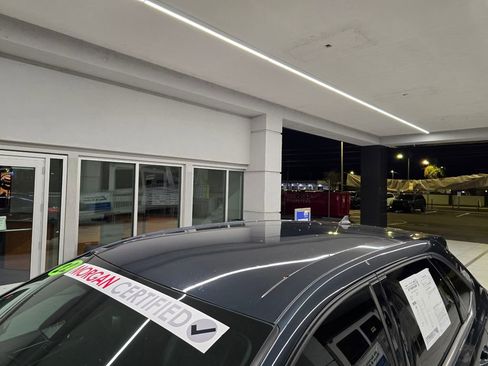 Used 2022 Ford Edge ST-Line image 11