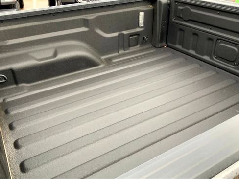 New 2026 Jeep Gladiator Sport image 18