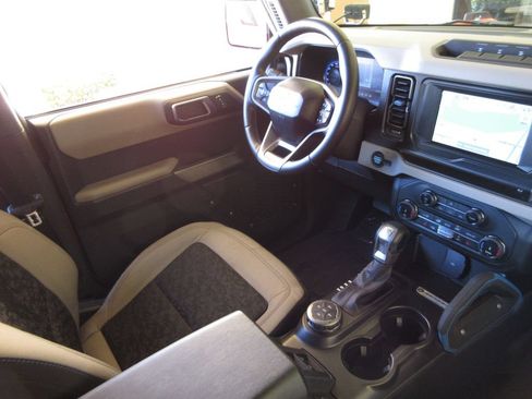 Certified 2022 Ford Bronco Wildtrak AWD/4WD image 22