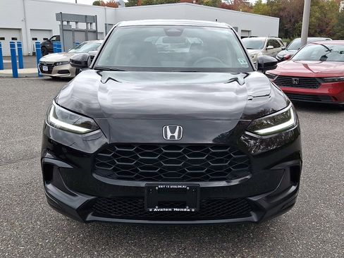 Certified 2023 Honda HR-V LX image 3