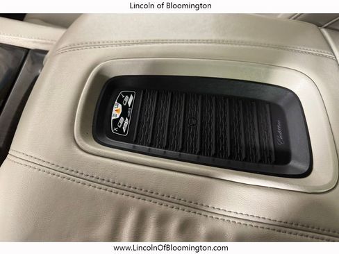 Used 2018 Cadillac Escalade ESV Luxury image 66