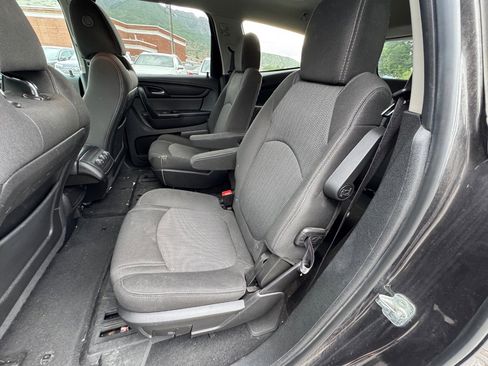 Used 2017 Chevrolet Traverse LT w/ True North Edition AWD/4WD image 19