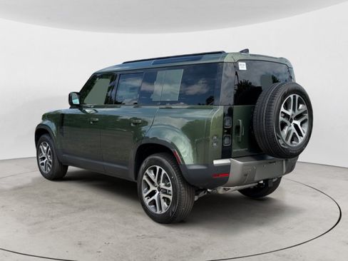 New 2026 Land Rover Defender 110 S AWD/4WD image 6