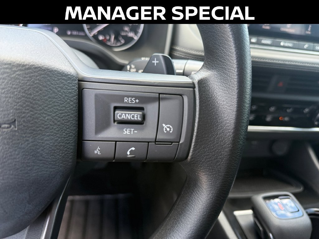 Used 2025 Nissan Rogue S FWD image 22