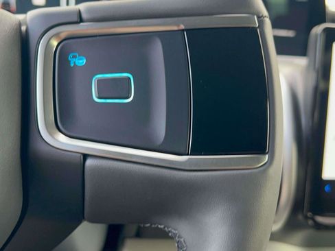 New 2025 Ford Expedition Max Active image 13