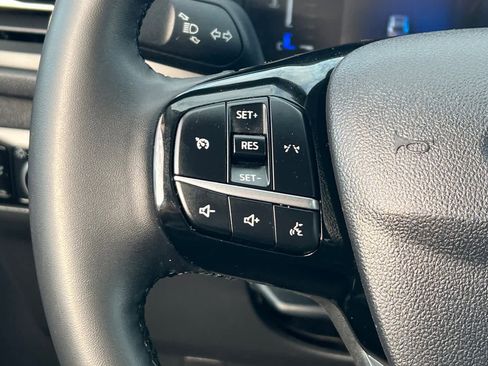 Used 2024 Ford Escape Active image 30