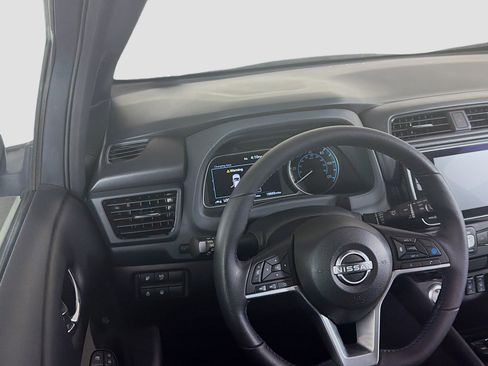Used 2024 Nissan Leaf SV Plus FWD image 18