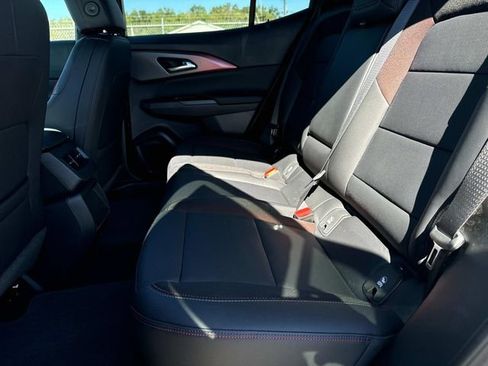 New 2025 Chevrolet Equinox EV RS image 8