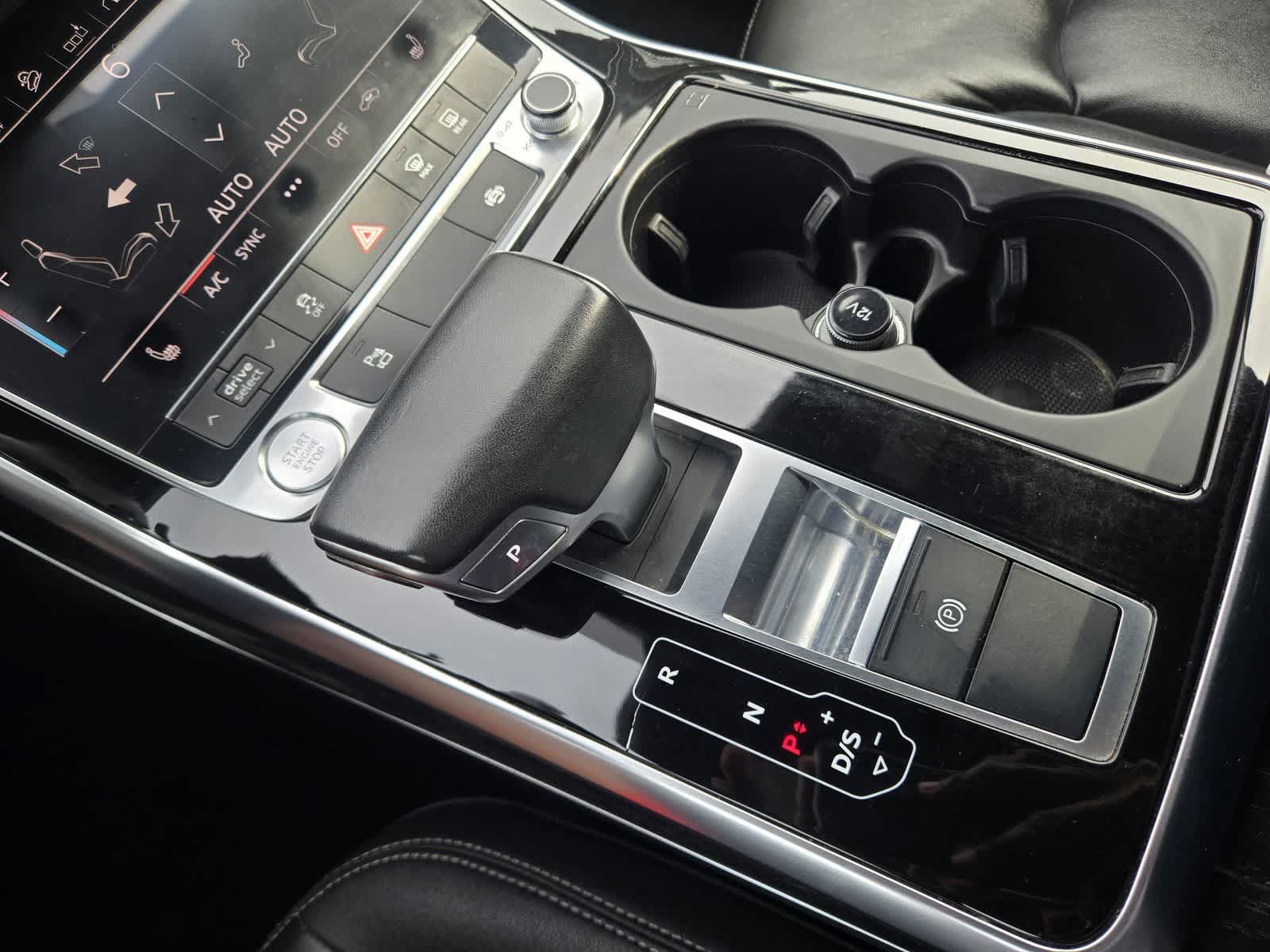 Used 2019 Audi Q8 Premium w/ Convenience Package AWD/4WD image 19