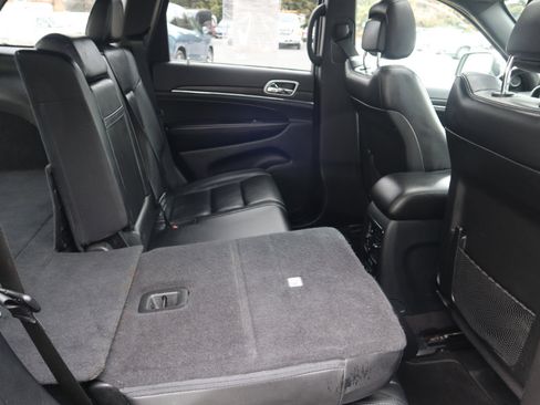 Used 2018 Jeep Grand Cherokee Limited image 43