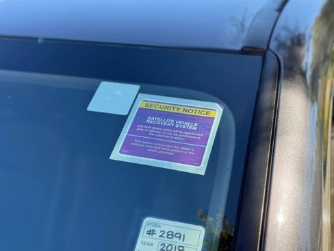 Used 2018 Honda Pilot Touring image 35