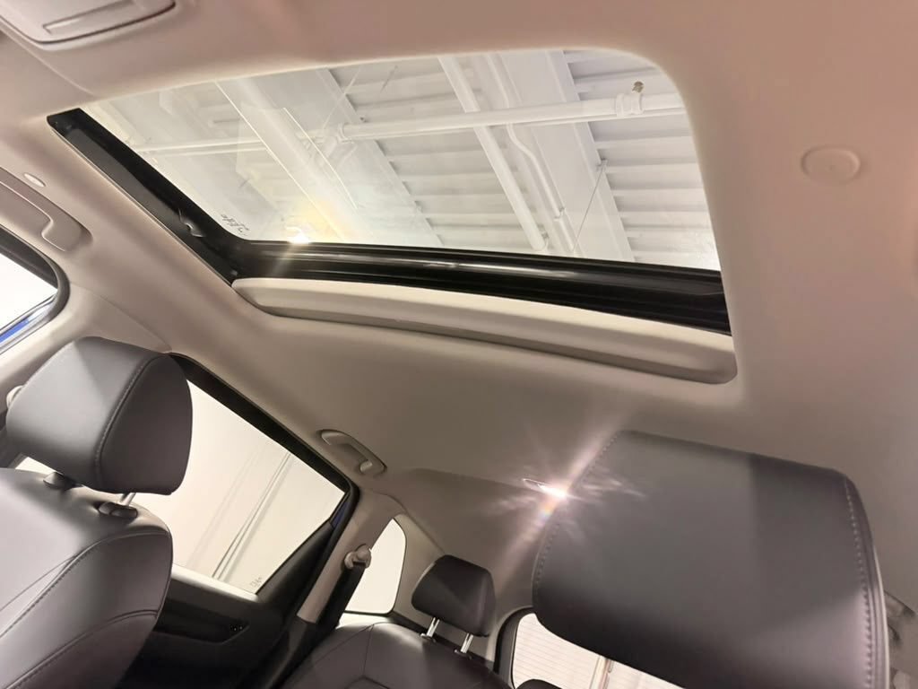Certified 2025 Honda CR-V EX-L image 29