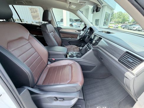 Used 2021 Volkswagen Atlas SEL Premium AWD/4WD image 25