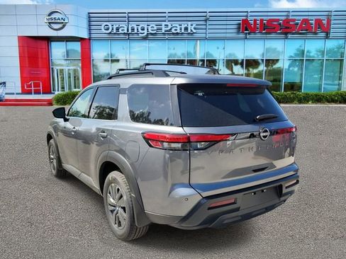 New 2026 Nissan Pathfinder SV w/ Cargo Package FWD image 3