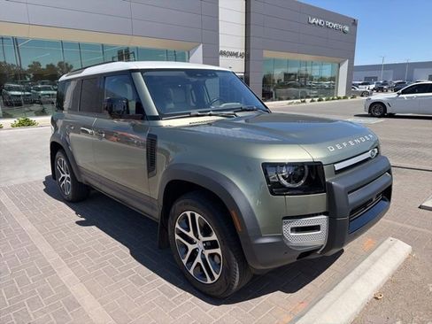 Used 2020 Land Rover Defender 110 HSE AWD/4WD image 6