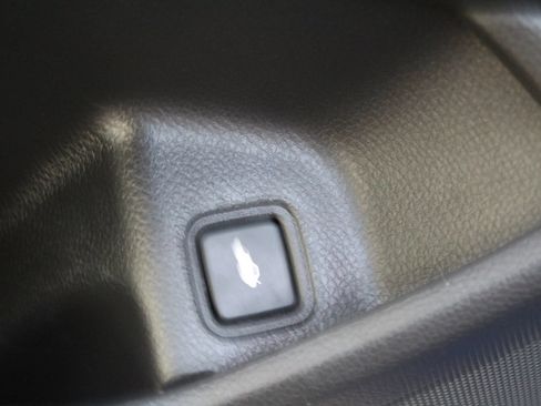 Used 2019 Honda Accord Sport image 29