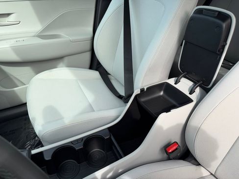 Used 2024 Hyundai Kona SEL image 27