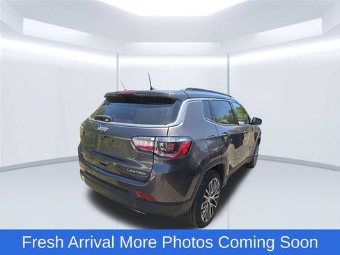 Used 2023 Jeep Compass Limited w/ Elite Group AWD/4WD image 5