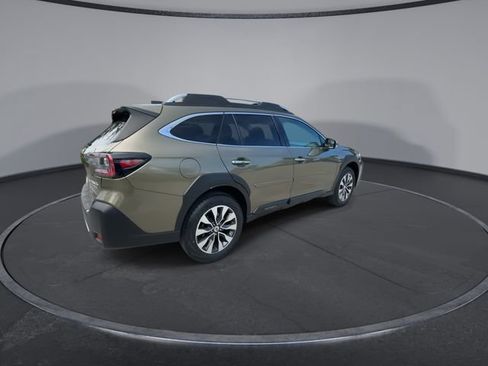 Certified 2023 Subaru Outback Touring AWD/4WD image 8