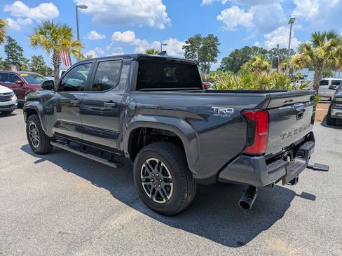 Used 2025 Toyota Tacoma TRD Sport RWD image 6
