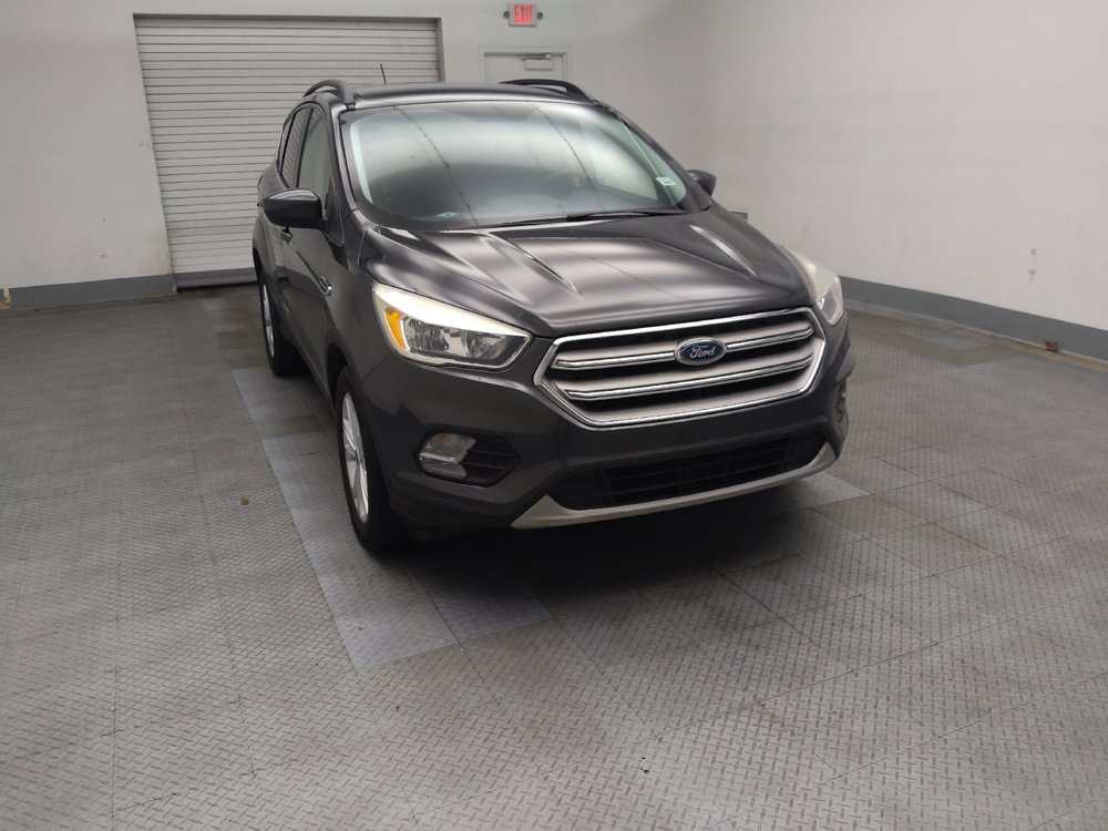 Used 2018 Ford Escape SE w/ SE Sync 3 Package AWD/4WD image 13