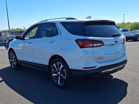 Certified 2024 Chevrolet Equinox Premier AWD/4WD image 4