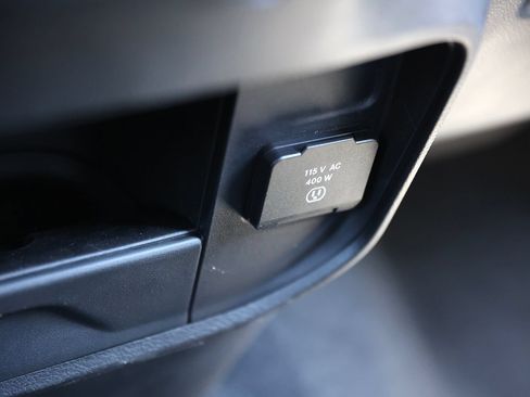 New 2026 RAM 3500 Tradesman AWD/4WD image 30