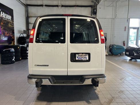 Used 2024 Chevrolet Express 2500 Work Van w/ Driver Convenience Package image 7